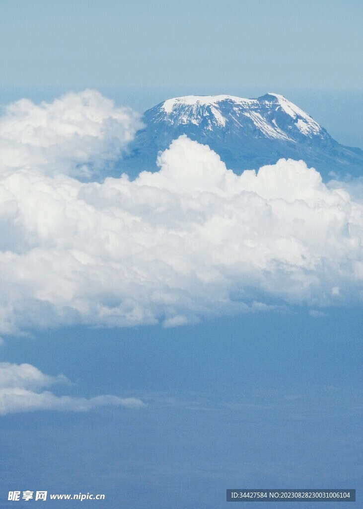 云海雪山