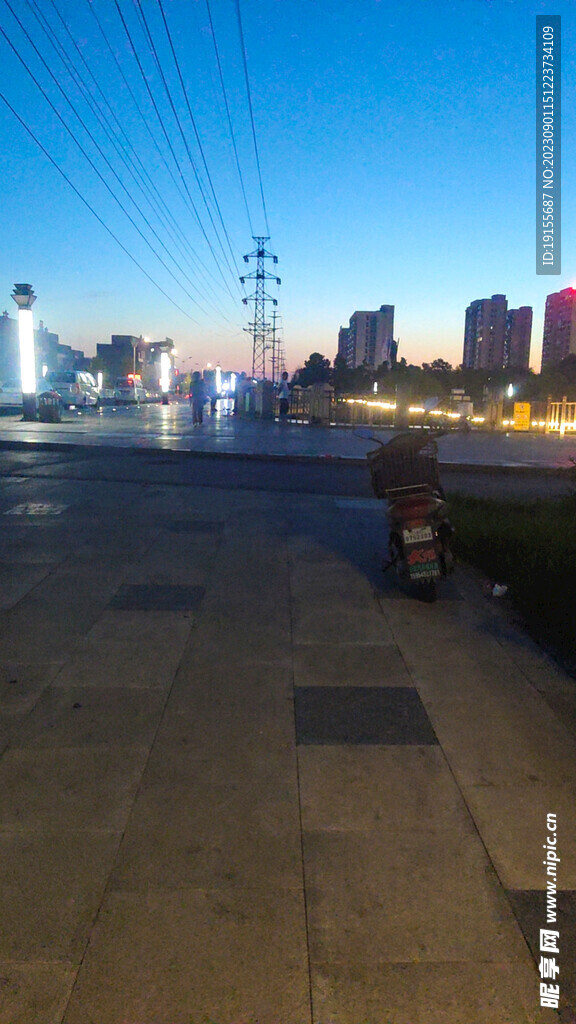 傍晚