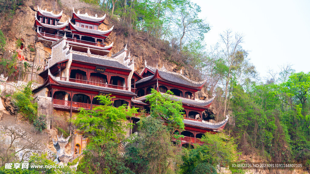 贵州镇远古镇青龙洞是真南海