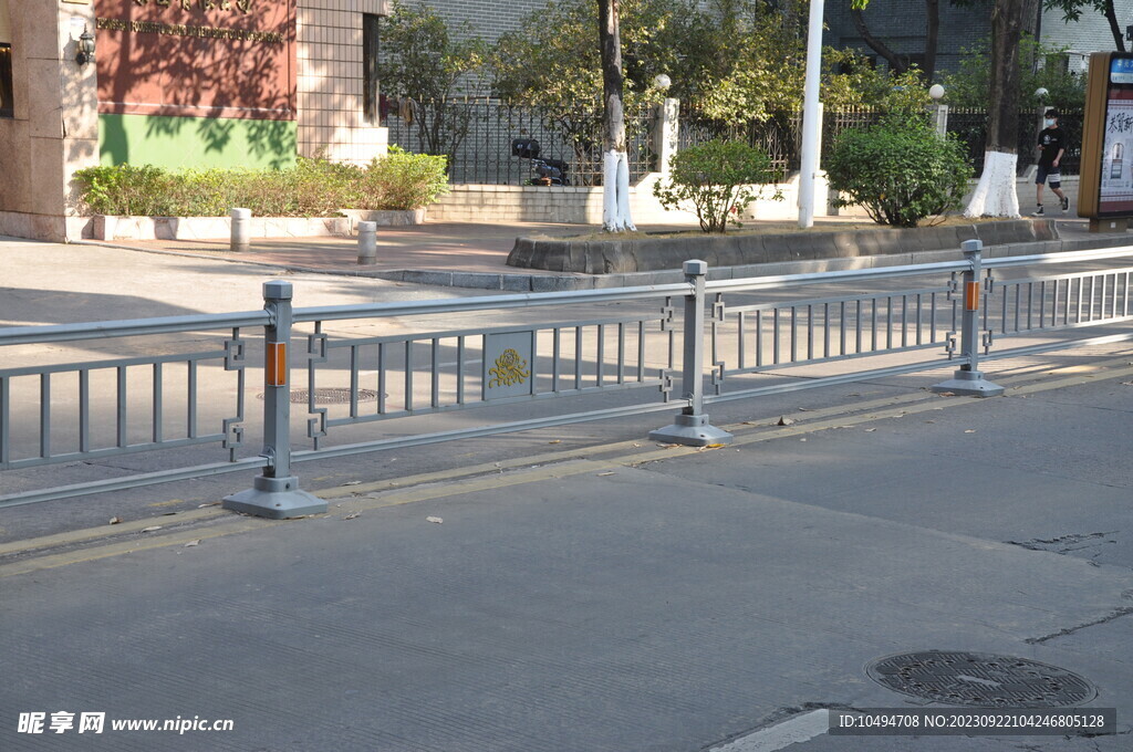 道路护栏