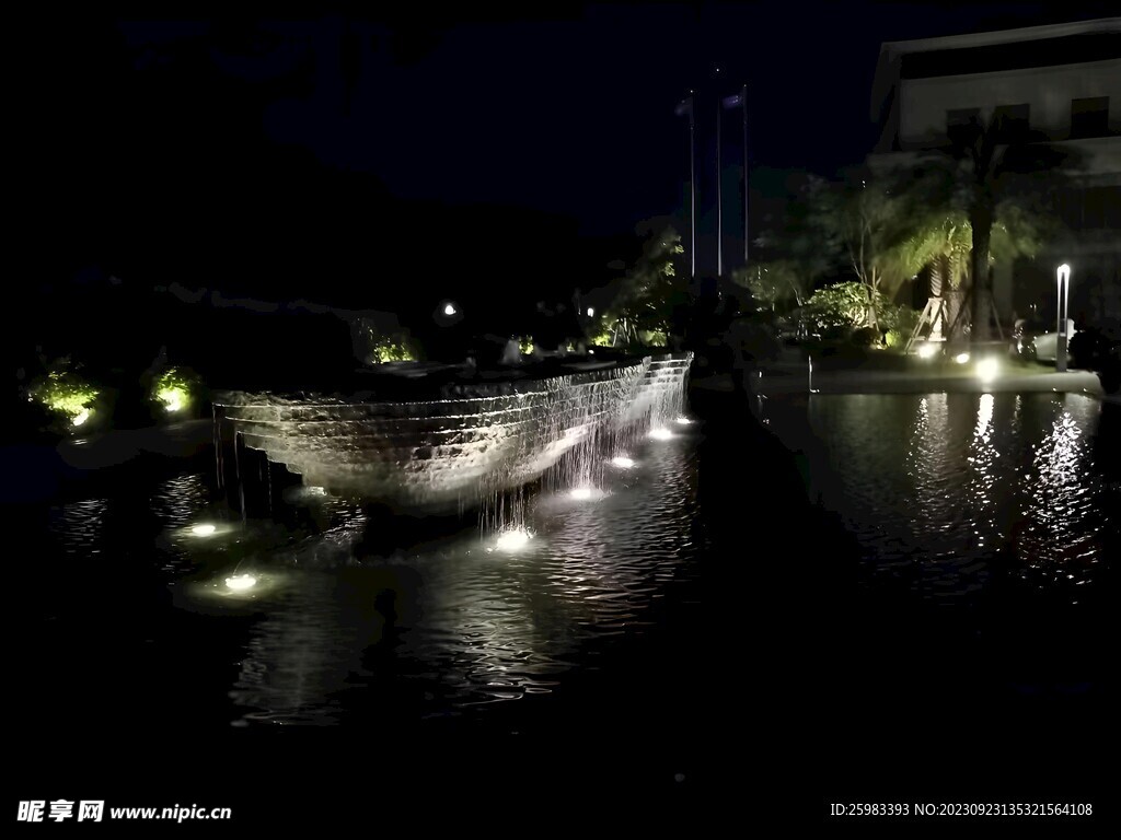 庭院的喷泉