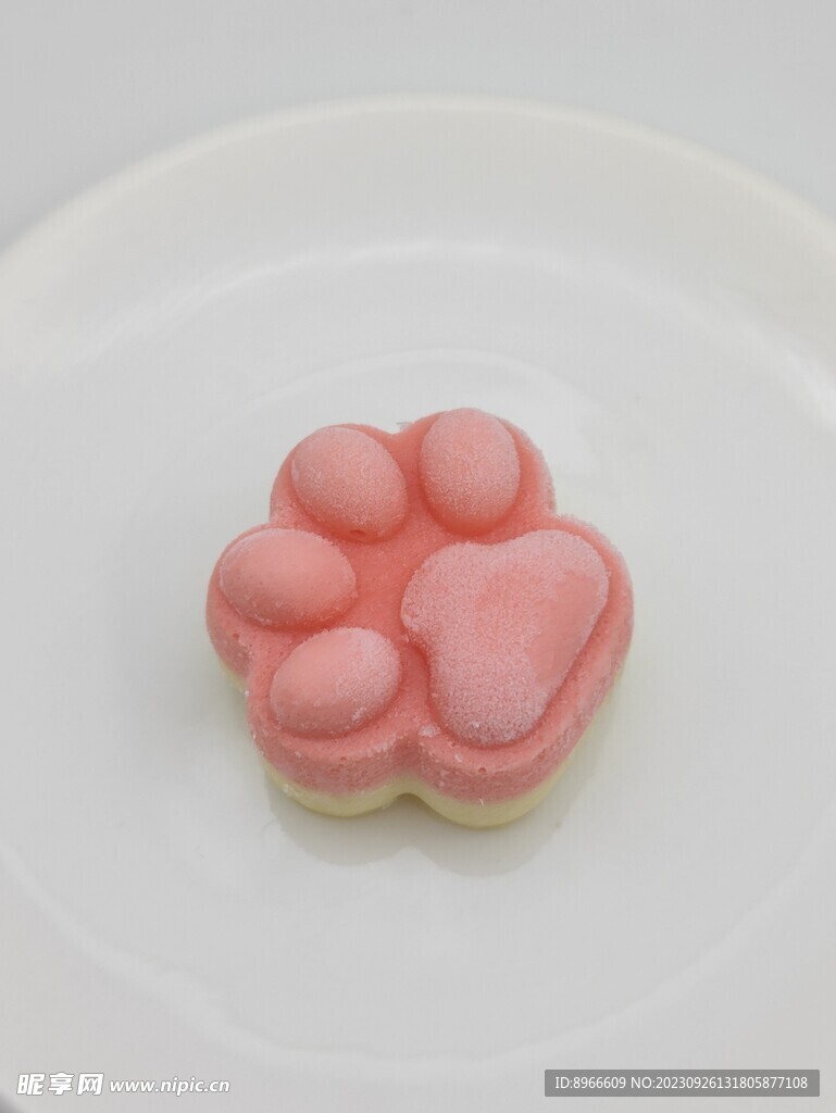 猫爪造型慕斯蛋糕