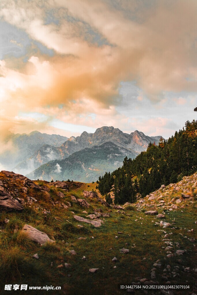 云海山脉风景