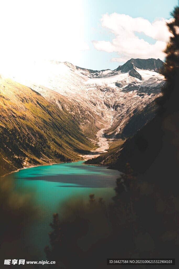 山水湖景