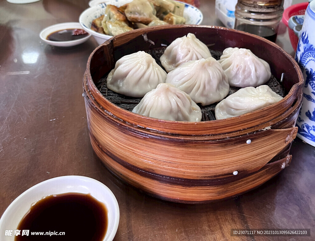小笼包