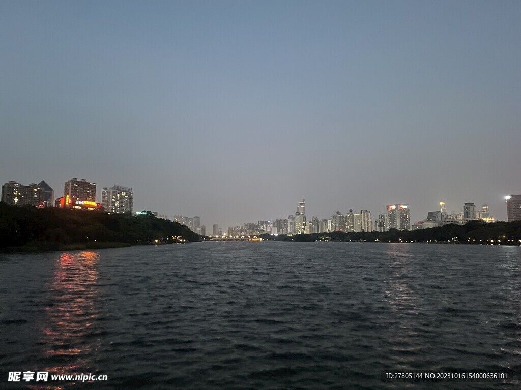 公园夜景