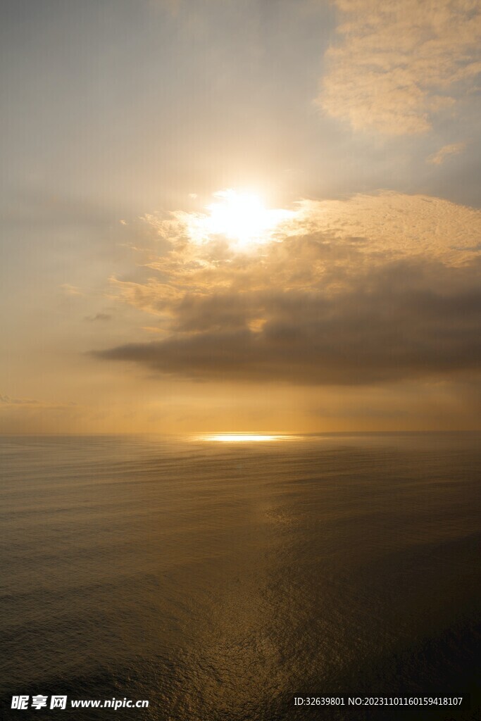 海面黄昏