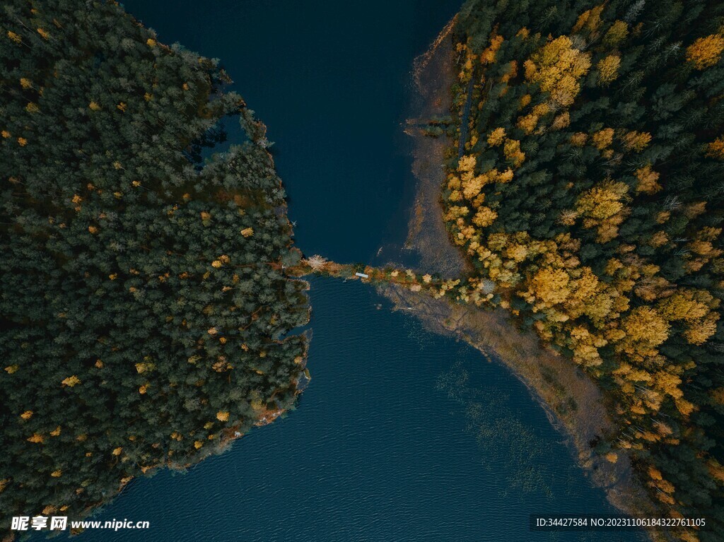 航拍湖景