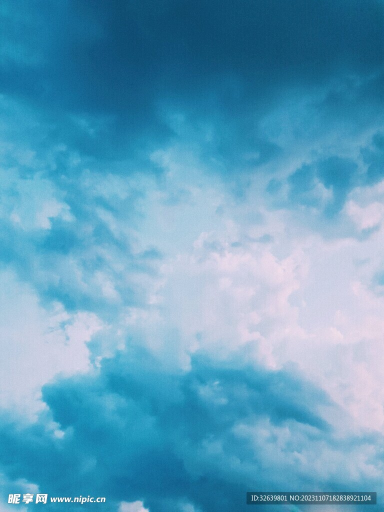 蓝天白云