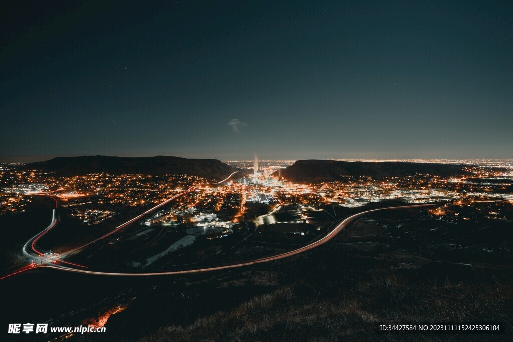 山城夜景鸟瞰图