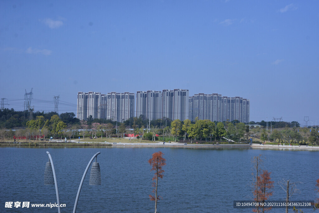 湖景楼盘