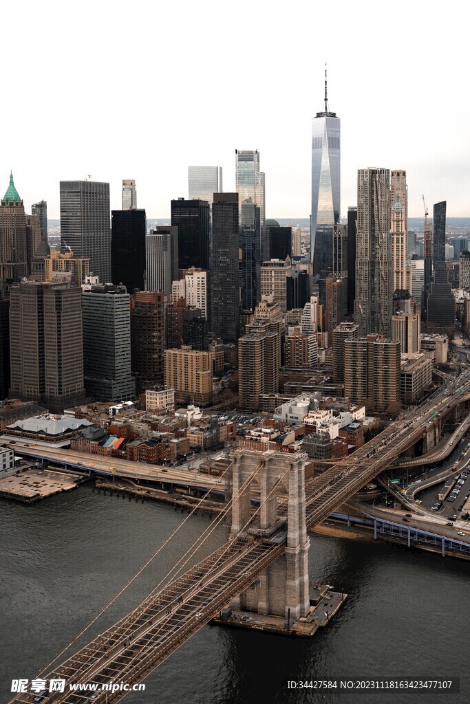 高楼大厦和桥梁