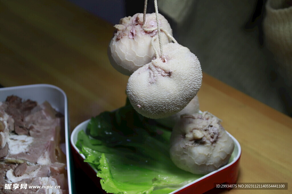 肚包肉