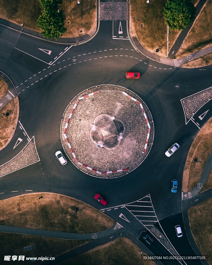 圆形道路鸟瞰图