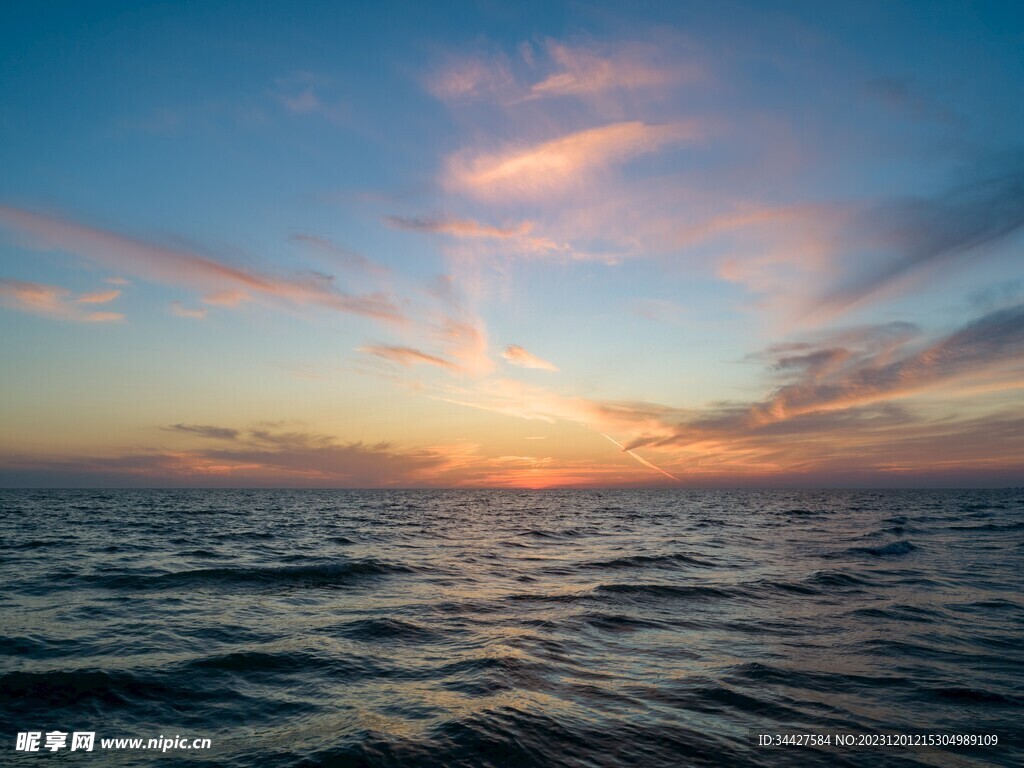 彩霞海景