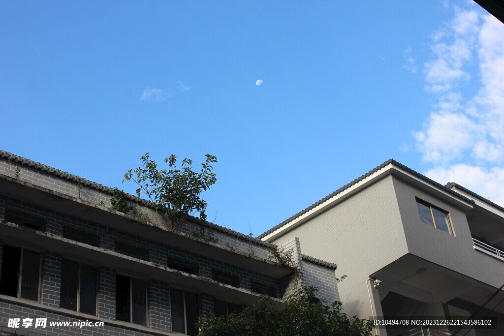 老房屋顶