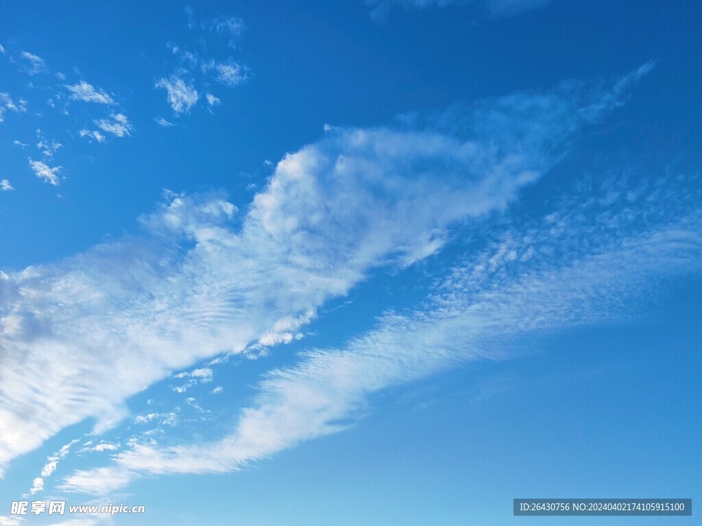 美丽的鱼鳞云