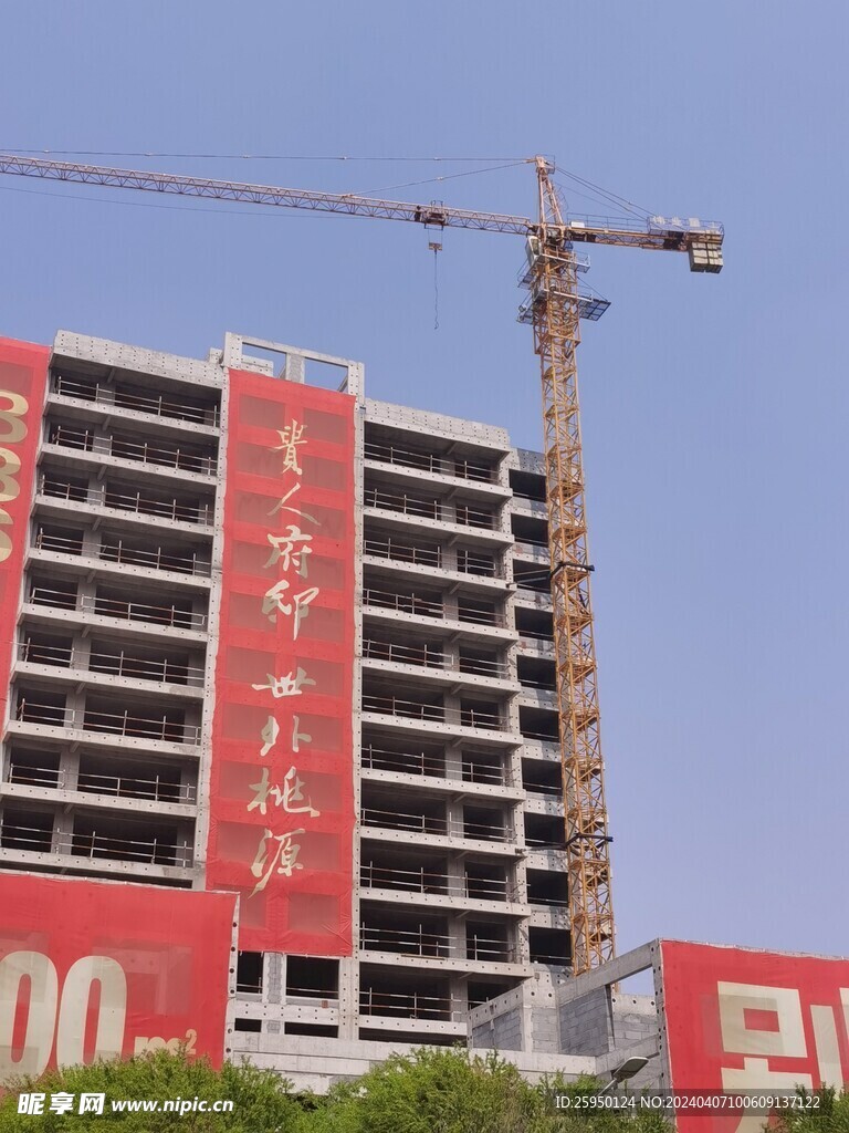 大楼塔吊