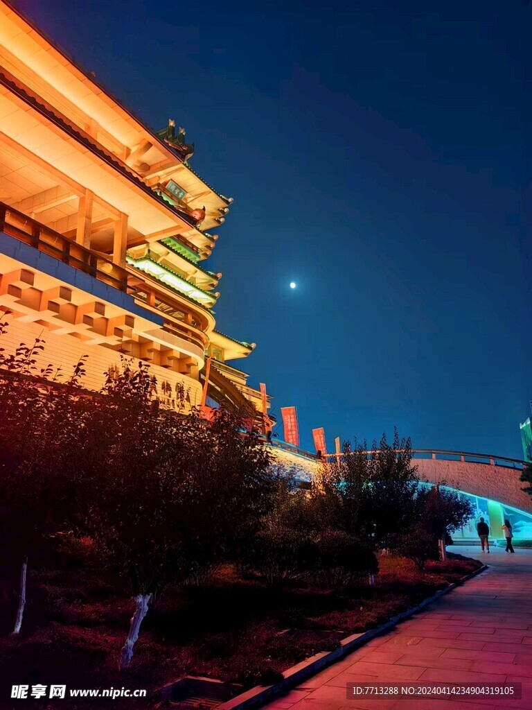 阁楼夜景