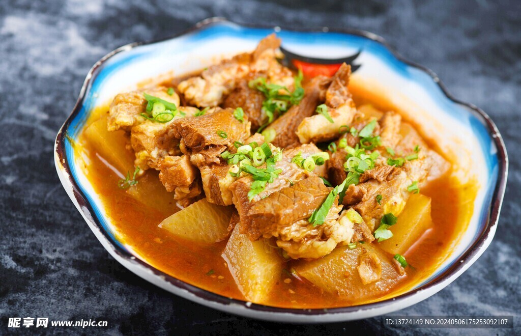 皇冠和味牛腩例牌