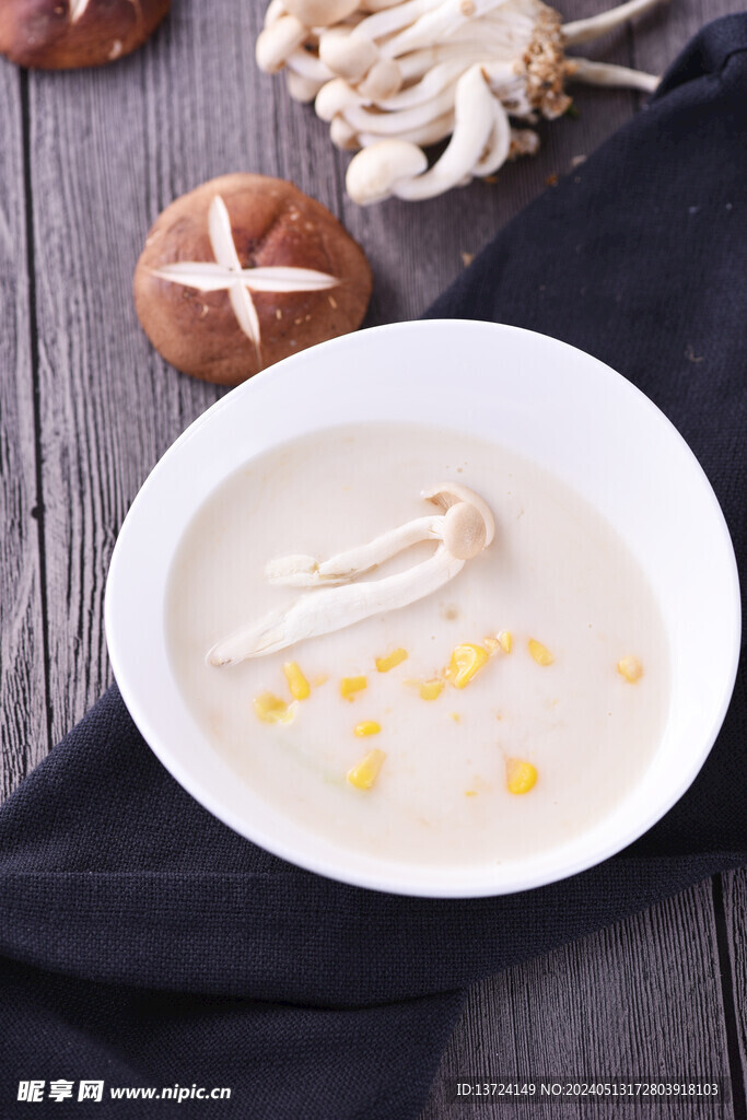 玉米野菌忌廉湯