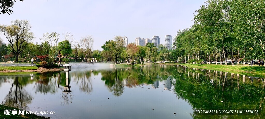 湖水 