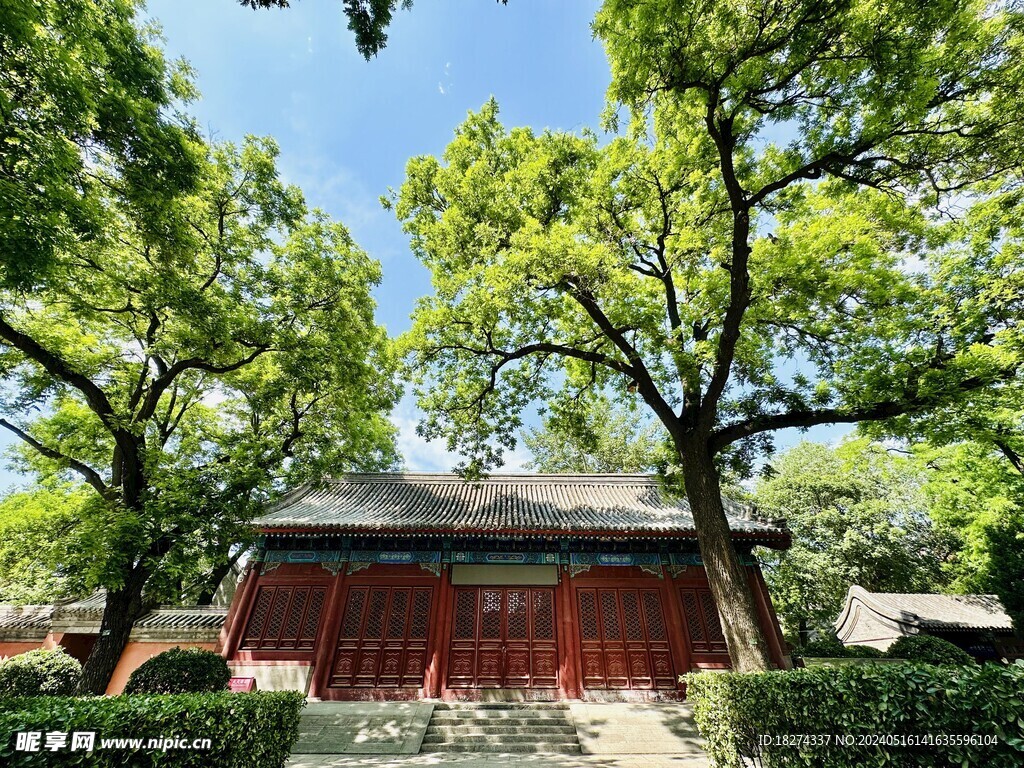报国寺古建