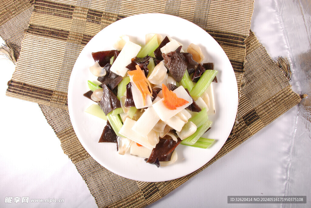 西芹淮山炒木耳