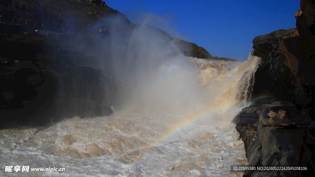 壶口瀑布彩虹