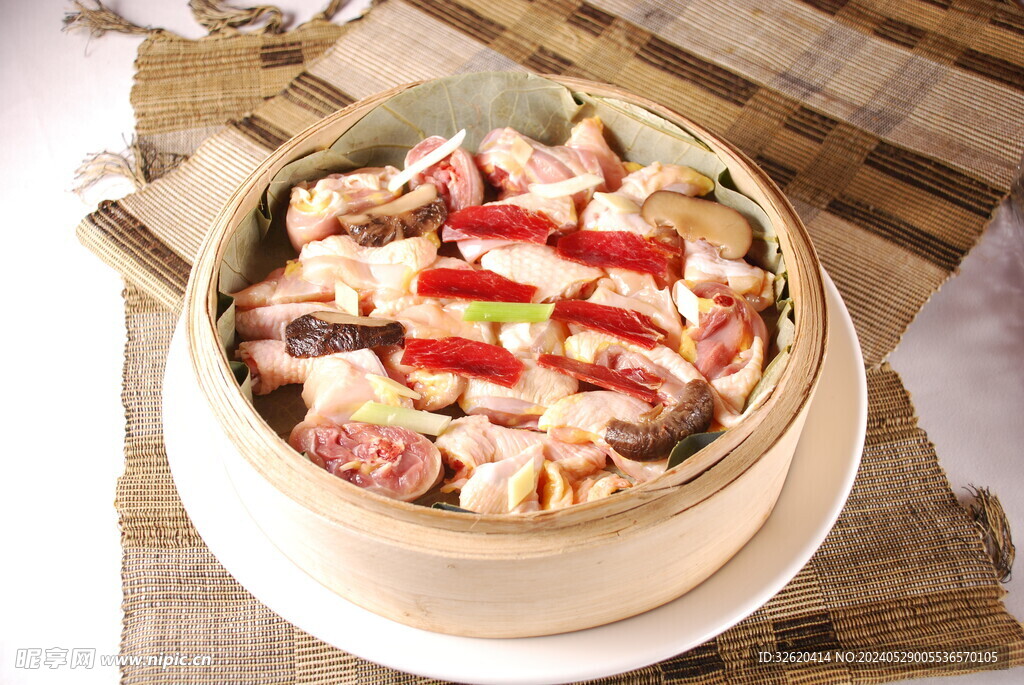 荷叶蒸鸡 穗香鸡