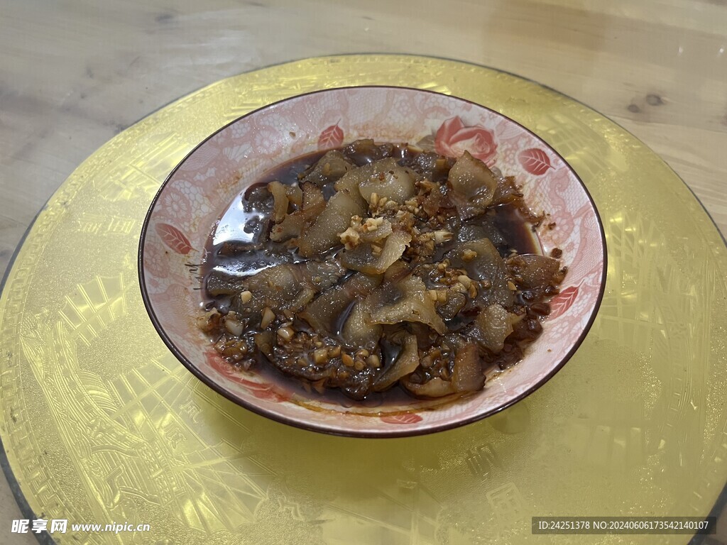 客家菜肴香蒜肥肉