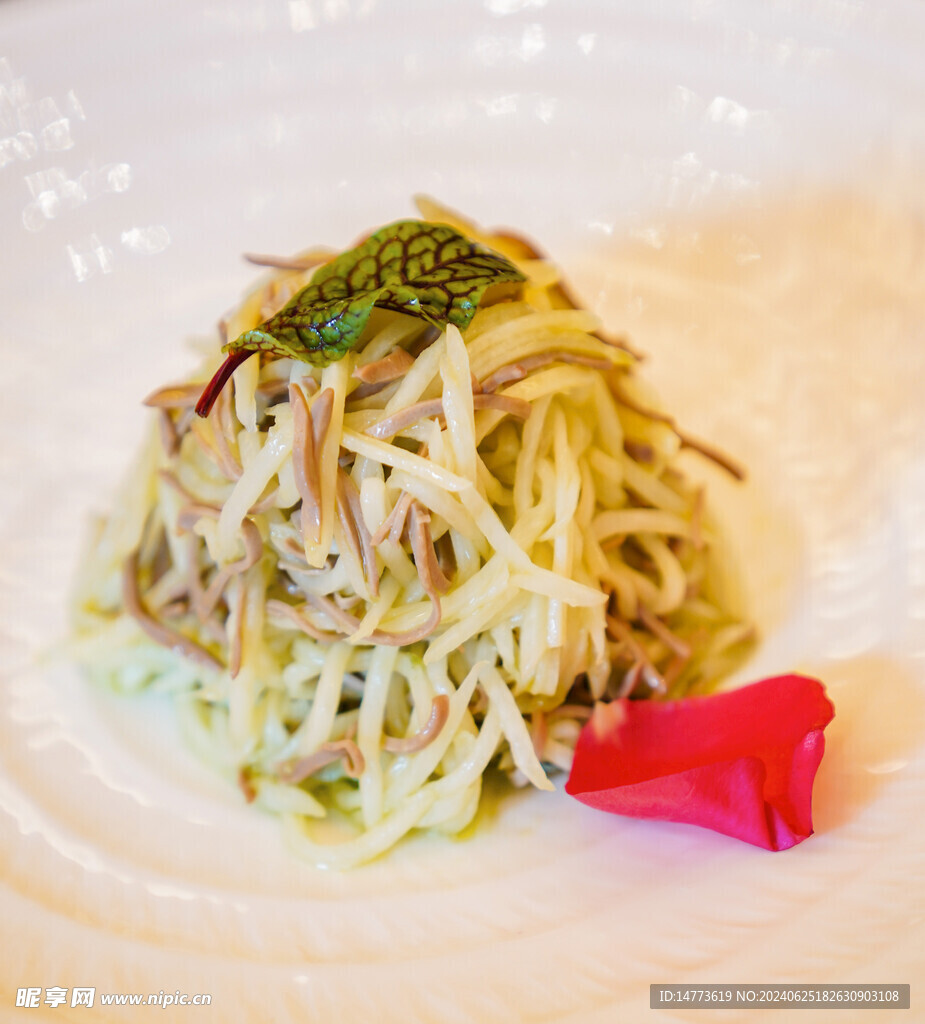 椒麻茭白炝腰丝