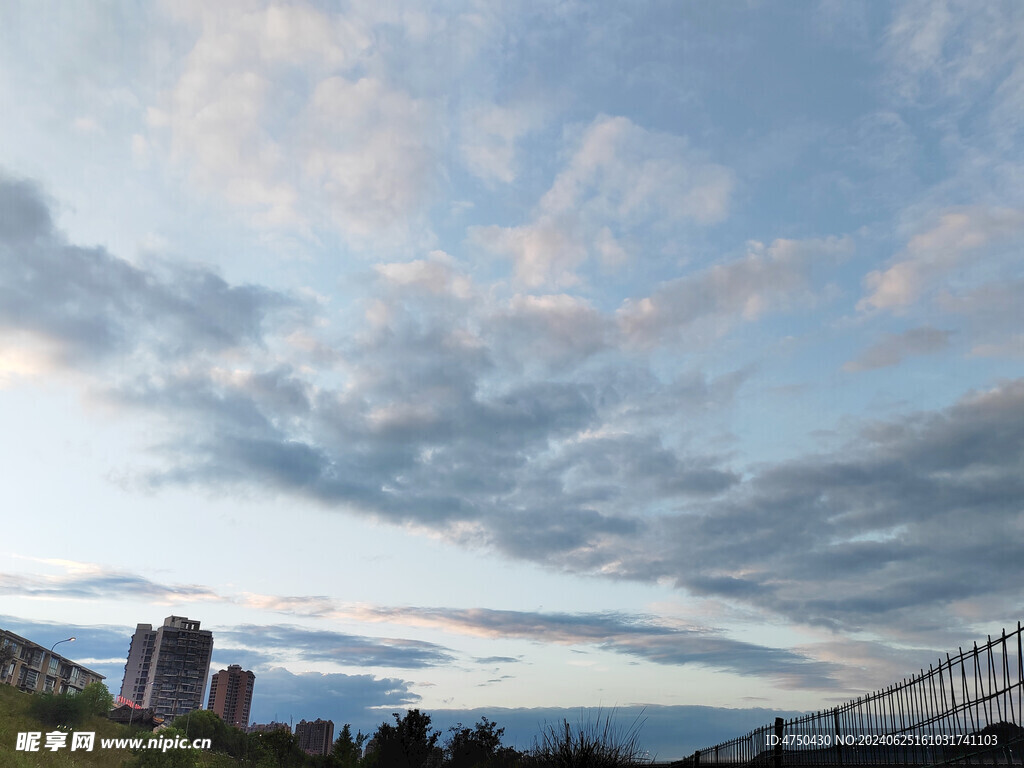 天空