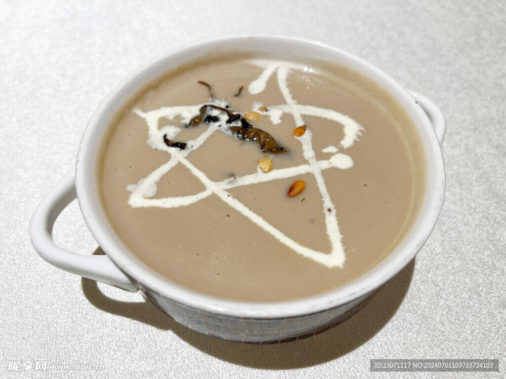 奶油蘑菇汤
