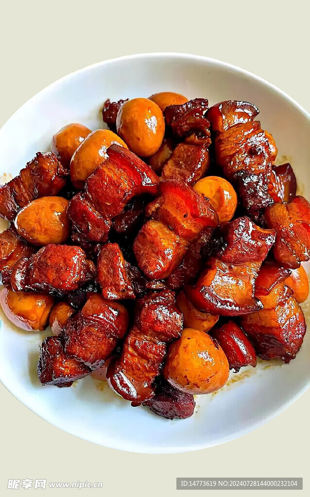 红烧肉卤蛋