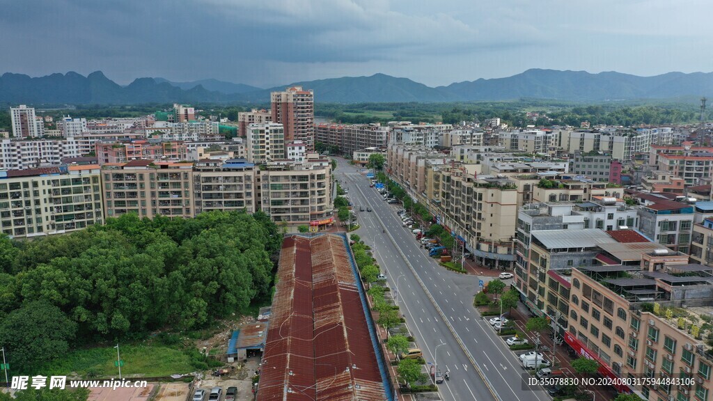 广东小镇道路航拍