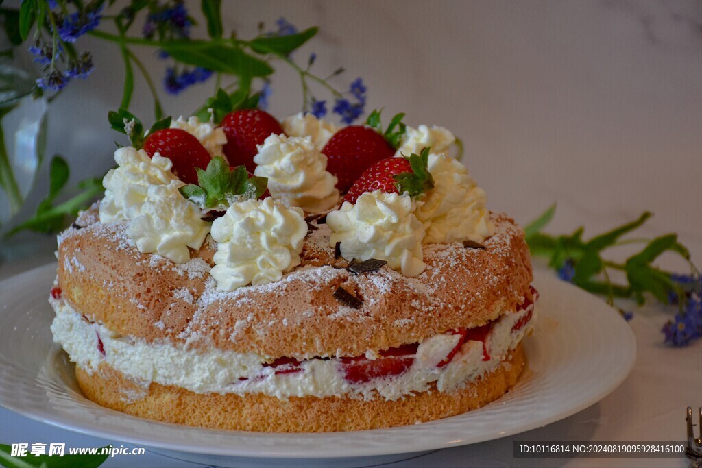 奶油草莓蛋糕