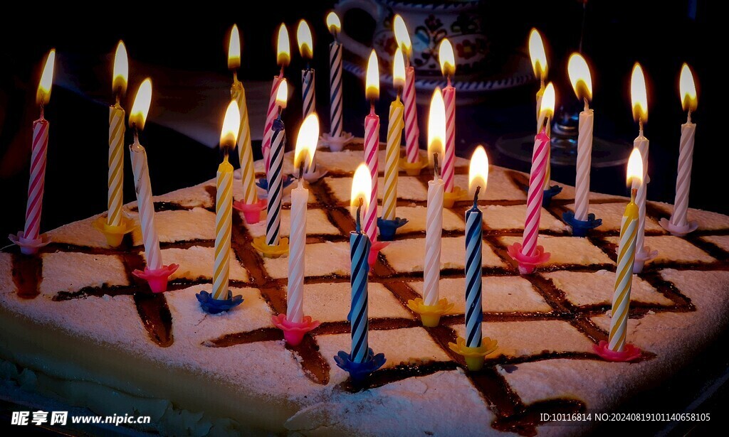 生日蛋糕蜡烛