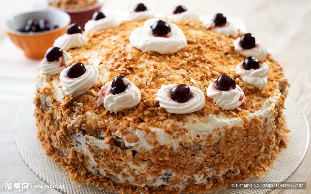 花生仁奶油蛋糕