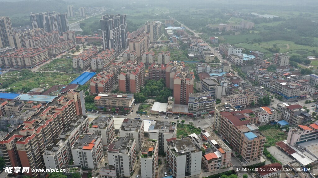 广东小镇道路航拍