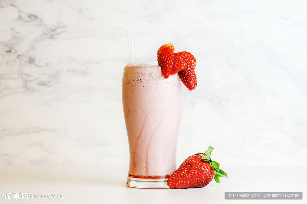 草莓奶昔