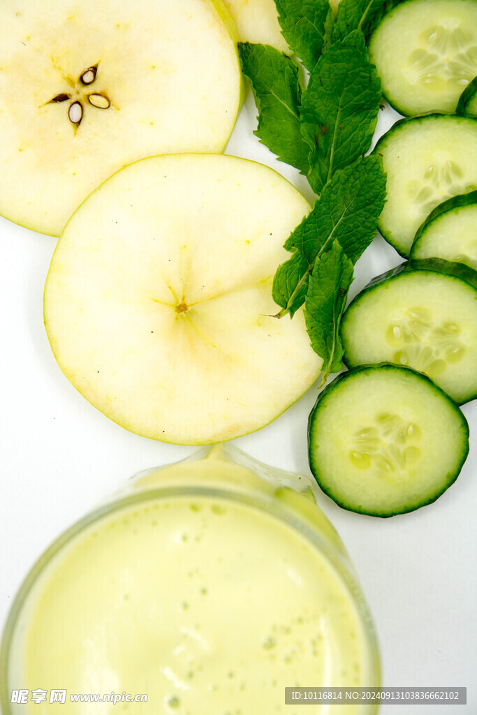 黄瓜苹果蔬果汁