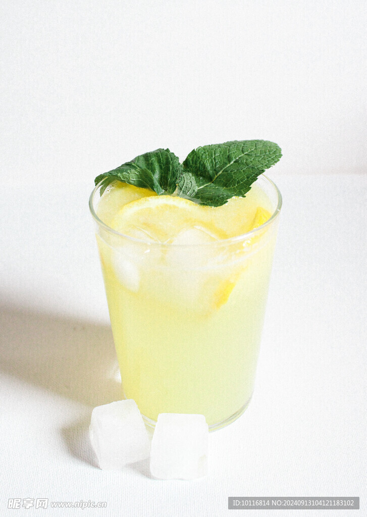 冰镇薄荷柠檬水