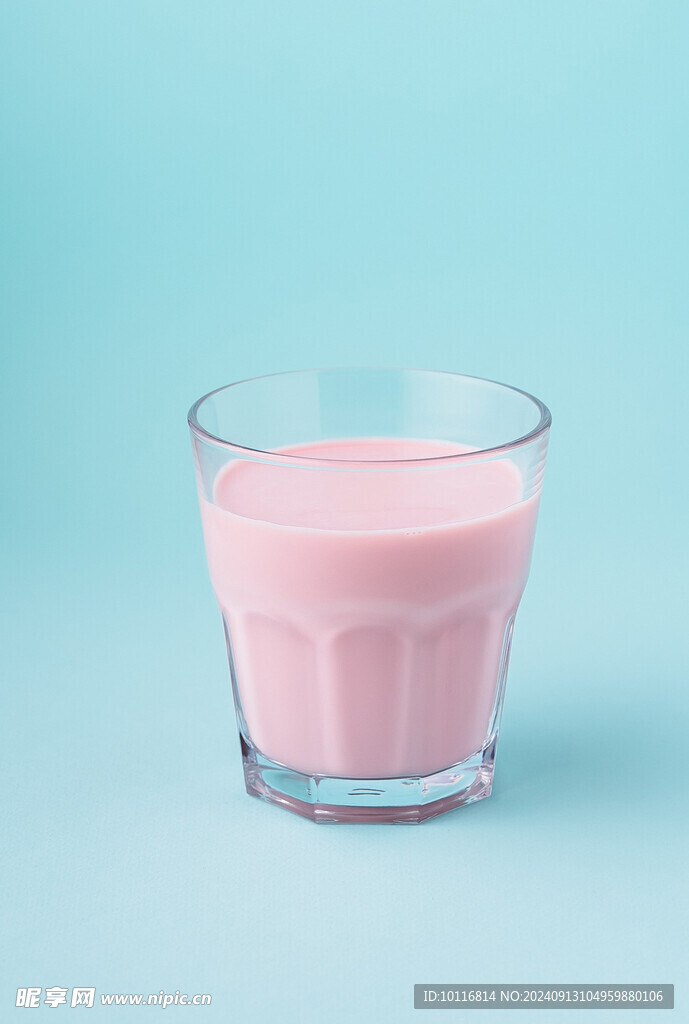 粉色饮料