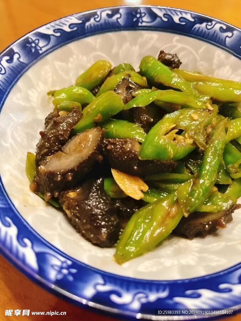 辣椒炒海参