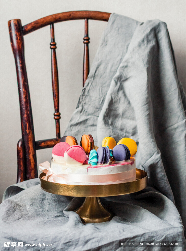 马卡龙生日蛋糕