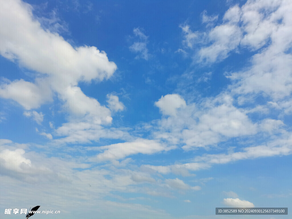 天空云朵