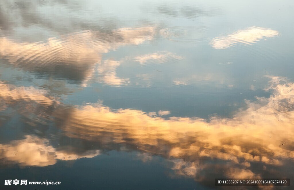 天空平流层大气层云层彩霞
