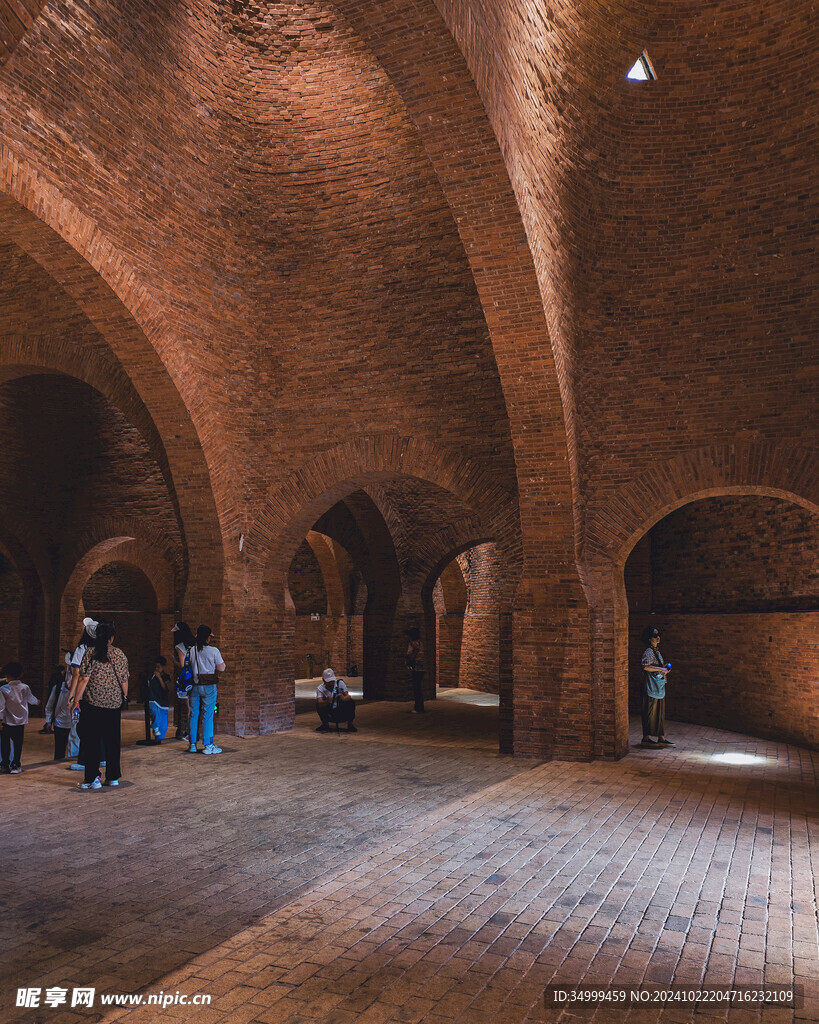 东风韵万花筒艺术馆内部