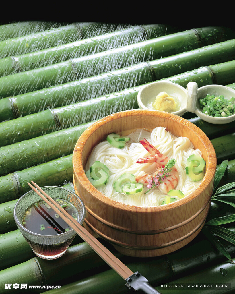 日本料理 虾仁面